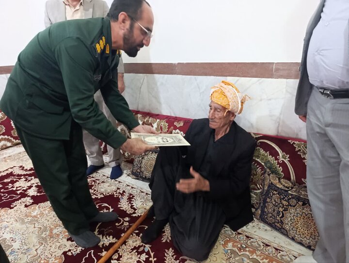 دیدار رئیس شورای هماهنگی تبلیغات با خانواده معظم شهدا