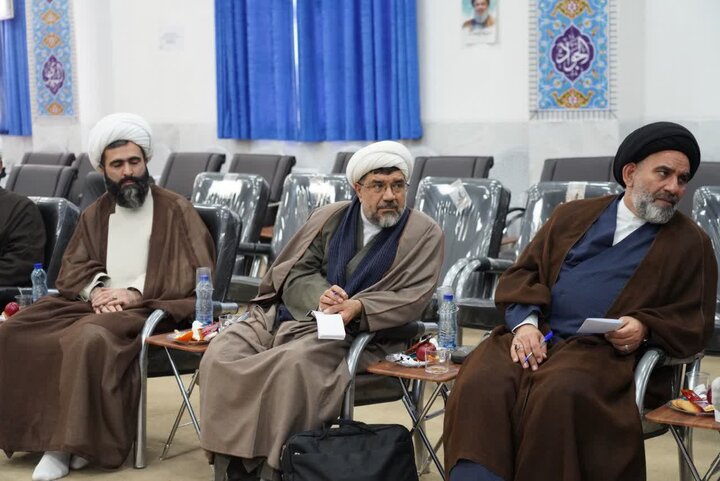 تصاویر/گردهمایی ائمه جمعه استان لرستان