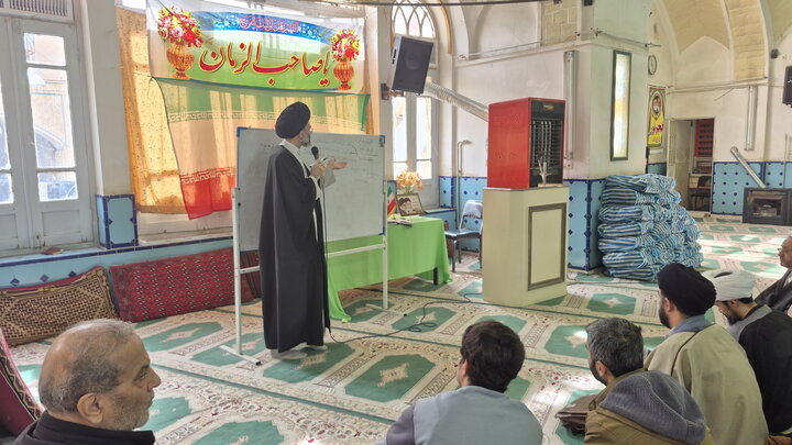 تصاویر/ تصاویر/ درس اخلاق حجت‌الاسلام والمسلمین حسینی امام جمعه کاشان