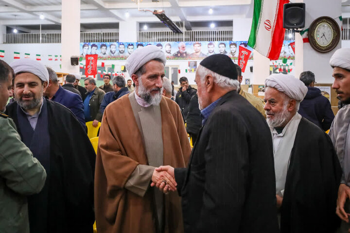 تصاویر / حضور امام جمعه قزوین در مراسم جشن انقلاب اسلامی در روستای خورهشت ومعلم کلایه