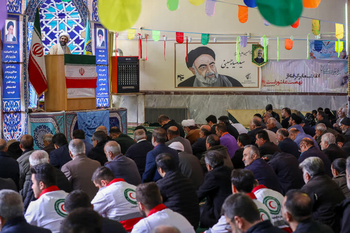 تصاویر / حضور امام جمعه قزوین در مراسم جشن انقلاب اسلامی در روستای خورهشت ومعلم کلایه