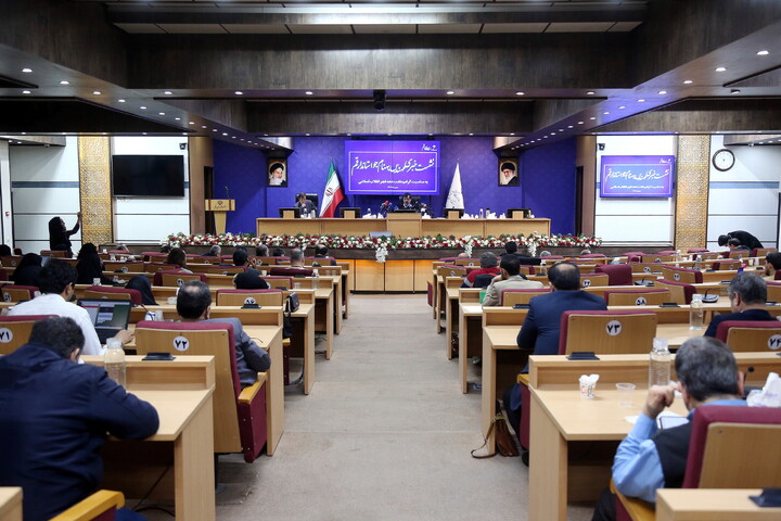 تصاویر/ نشست خبری استانداری قم