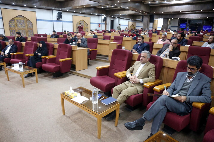 تصاویر/ نشست خبری استانداری قم