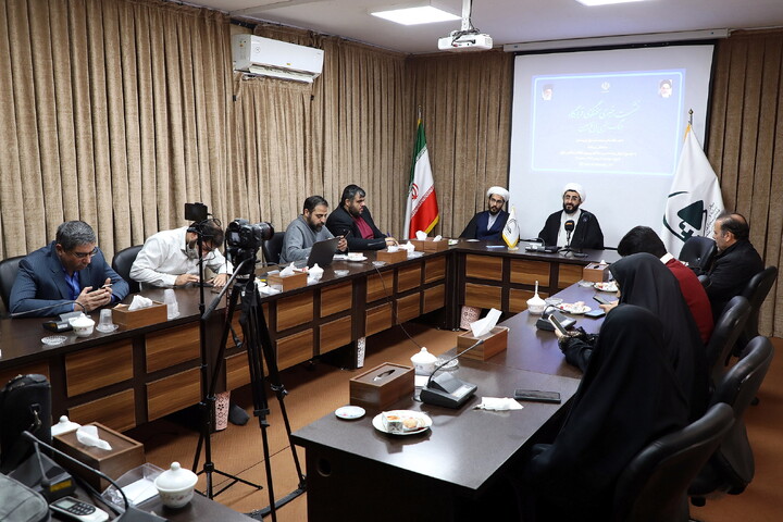 تصاویر/ نشست خبری سخنگوی قرارگاه جنگ ترکیبی بلاغ مبین  حوزه های علمیه