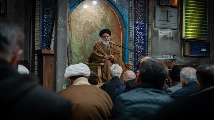 تصاویر/ حضور مردم در مسجد سلمان کرج