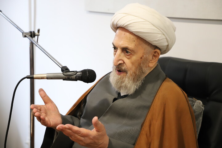 تصاویر/ دیدار جمعی از علما و روحانیون استان آذربابجان شرقی با آیت الله سبحانی