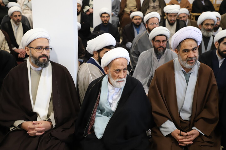 تصاویر/ دیدار جمعی از علما و روحانیون استان آذربابجان شرقی با آیت الله سبحانی