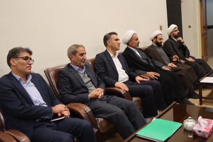 تصاویر/دیدار رئیس سازمان منابع طبیعی کشور با امام جمعه ایلام