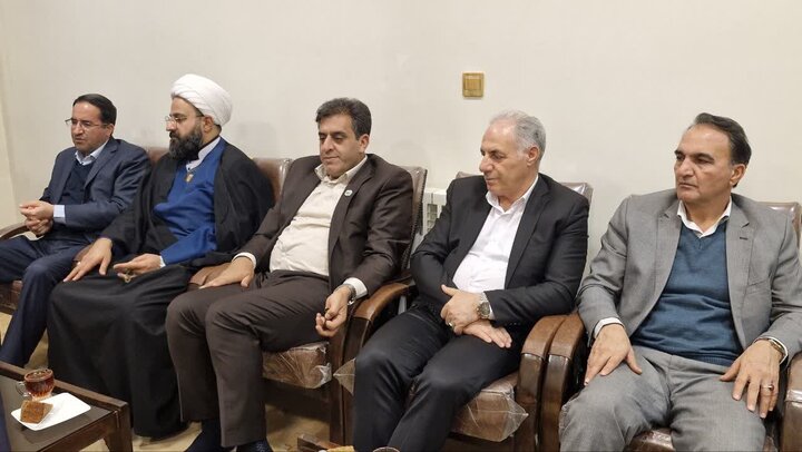 تصاویر/دیدار رئیس سازمان منابع طبیعی کشور با امام جمعه ایلام