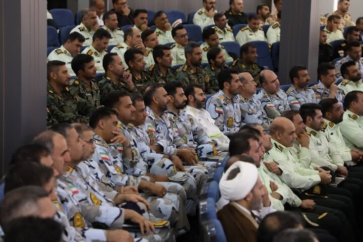 تصاویر/تکریم و معارفه فرمانده نیروی انتظامی استان هرمزگان