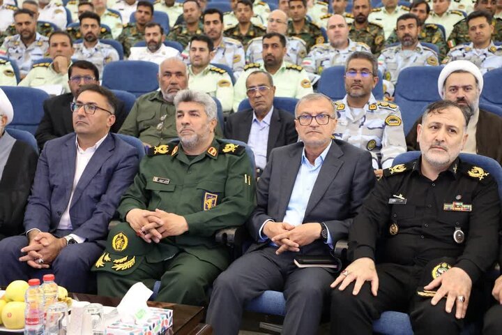 تصاویر/تکریم و معارفه فرمانده نیروی انتظامی استان هرمزگان