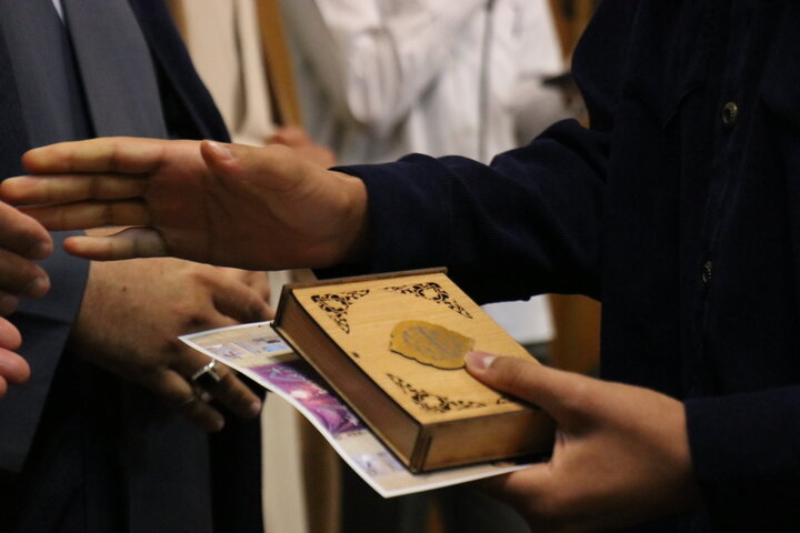 تقدیر از مبلغان اعتکاف دانش‌آموزی در کرمان