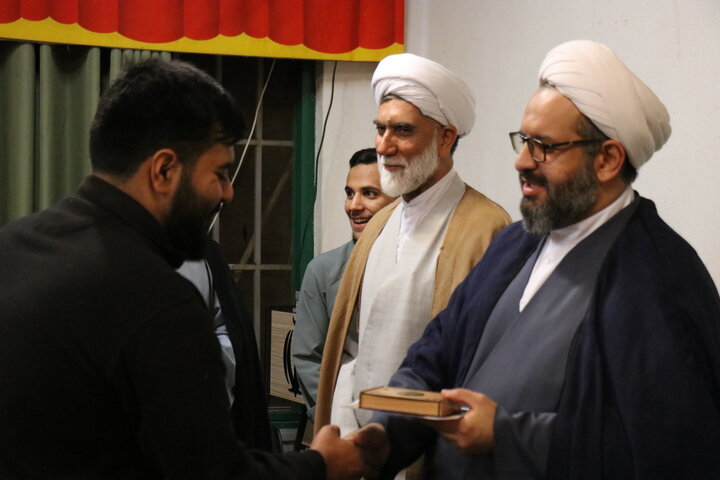 تقدیر از مبلغان اعتکاف دانش‌آموزی در کرمان