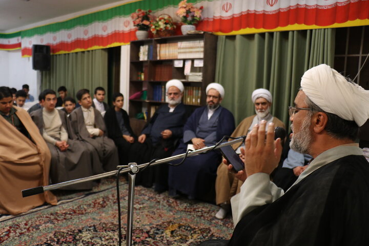 تقدیر از مبلغان اعتکاف دانش‌آموزی در کرمان