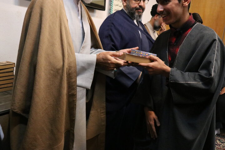 تقدیر از مبلغان اعتکاف دانش‌آموزی در کرمان