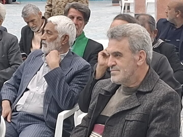 تصاویر/همایش مداحان و شاعران آئینی آران و بیدگل به مناسبت چهل و هفتمین سالگرد پیروزی انقلاب اسلامی