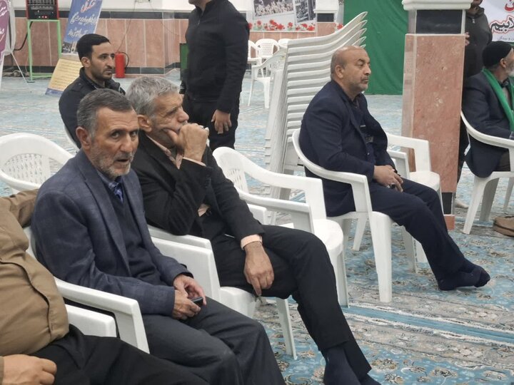تصاویر/همایش مداحان و شاعران آئینی آران و بیدگل به مناسبت چهل و هفتمین سالگرد پیروزی انقلاب اسلامی
