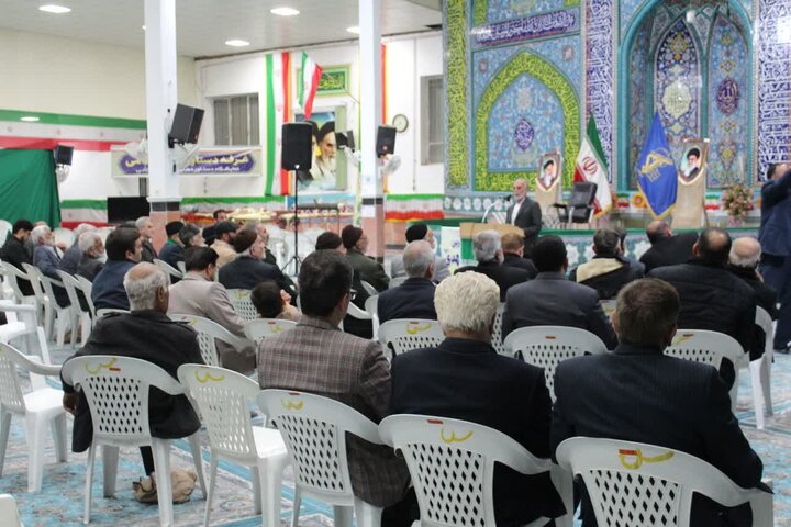تصاویر/همایش مداحان و شاعران آئینی آران و بیدگل به مناسبت چهل و هفتمین سالگرد پیروزی انقلاب اسلامی