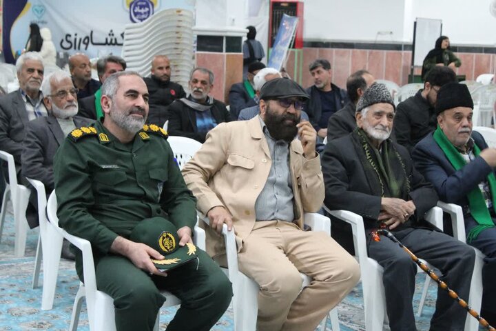 تصاویر/همایش مداحان و شاعران آئینی آران و بیدگل به مناسبت چهل و هفتمین سالگرد پیروزی انقلاب اسلامی