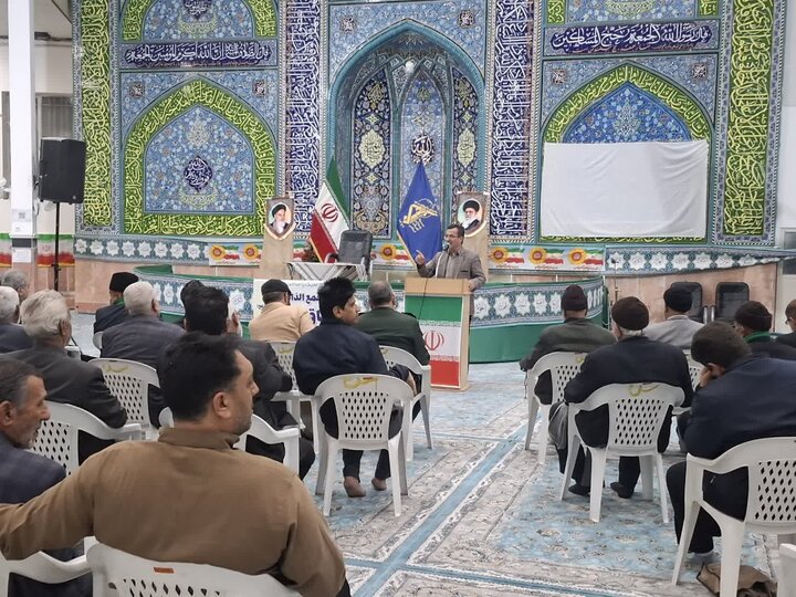 تصاویر/همایش مداحان و شاعران آئینی آران و بیدگل به مناسبت چهل و هفتمین سالگرد پیروزی انقلاب اسلامی