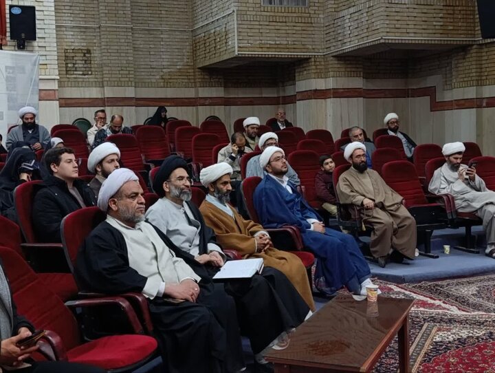 تصاویر/ اختتامیه دوره های تربیت مربی مرکز مهدویت منطقه کاشان