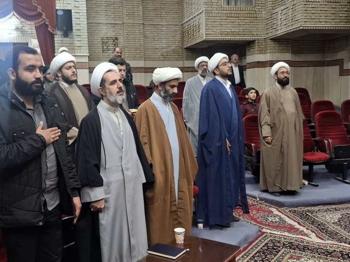 تصاویر/ اختتامیه دوره های تربیت مربی مرکز مهدویت منطقه کاشان