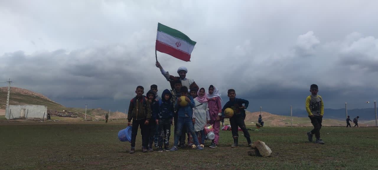 نقشآفرینی یک روحانی فرهنگی در قلب روستای مرزی بلسور + عکس