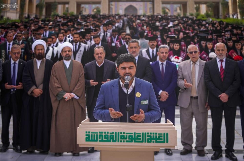 برعاية العتبة العلوية المقدسة.. 9 آلاف طالب وطالبة يحتفلون بتخرجهم في رحاب صحن السيدة فاطمة (عليها السلام)
