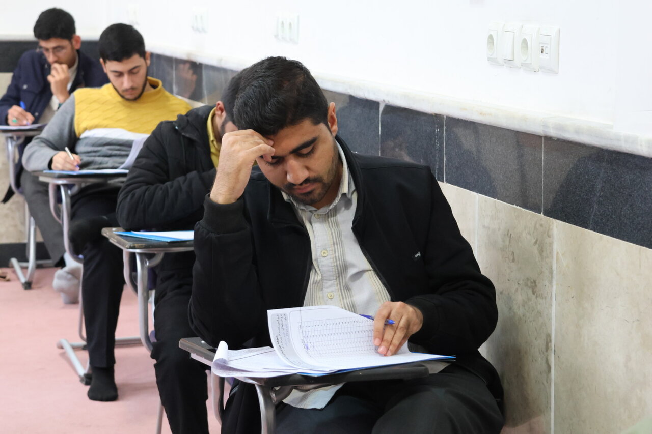 برگزاری آزمون مستعدین برتر سال تحصیلی ۱۴۰۴–۱۴۰۵ حوزه علمیه خراسان جنوبی