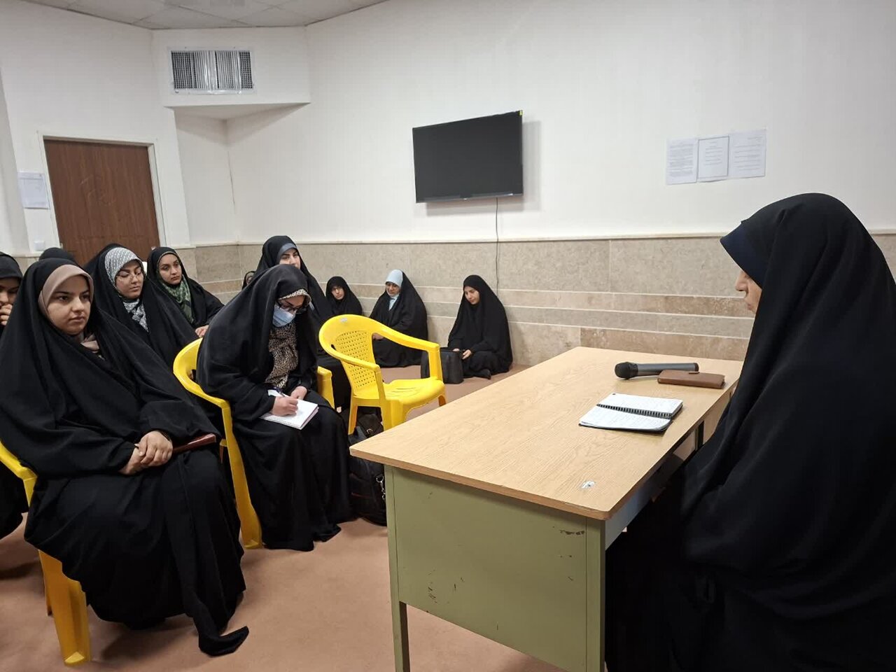 هدف نهایی طلبه باید اصلاح خود و اصلاح جامعه باشد+ تصاویر