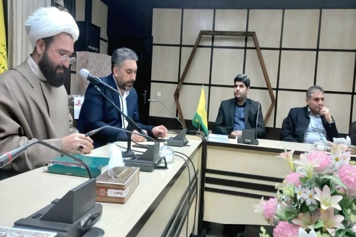 مقابله با طاغوت ریشه در آموزه‌های دینی دارد