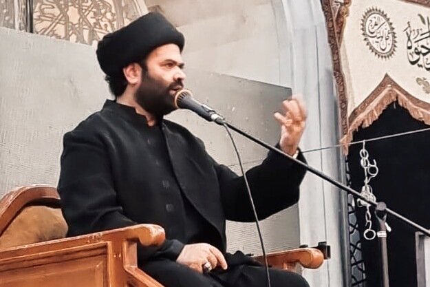 अहले बैत अ.स. के चाहने वाले को सहाबे ईल्म होना चाहिए। मौलाना कल्बे रूशैद रिज़वी