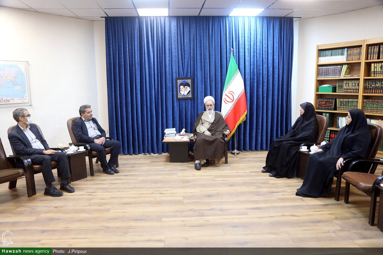 نظارت مالی بر دستگاههای اجرایی از وظایف اقتصاد و دارایی محسوب میشود