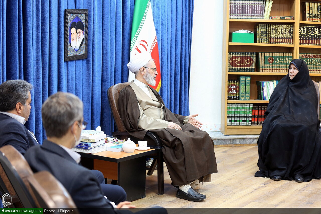 نقش وزارت اقتصاد در راهبری و رشد بخشهای مختلف کشور حیاتی است / ضرورت حمایت از بخش خصوصی و نخبگان با نظارت هوشمندانه