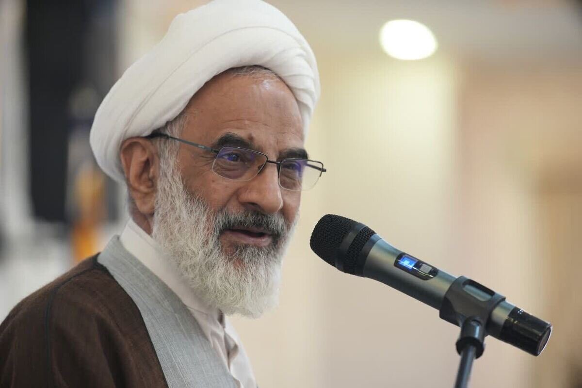 ابلاغ سلام رهبر معظم انقلاب اسلامی به خانواده شهدا / شکست محاسبات استکبار در جنگ ۱۲ روزه