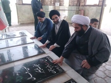 تصاویر/ حضور نماینده ولی‌فقیه در کاشان در نوش آباد به مناسبت ایام الله دهه فجر