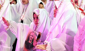 تصاویر/ جشن تکلیف ۵ هزار نفری دخترانه در حرم حضرت عبدالعظیم(ع)