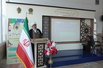 تأکید بر استفاده از ظرفیت‌ فرهنگی امامزادگان در جبهه جنگ نرم