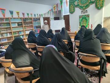 برگزاری نشست «ولایت فقیه» در مدرسه علمیه الزهراء المرضیه(س) اصفهان