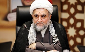 انقلاب اسلامی قیام علیه طاغوت است