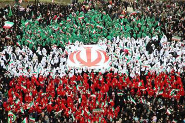 حضور آگاهانه در راهپیمایی ۲۲ بهمن پاسخی قاطع به یاوه‌گویی‌های دشمنان است