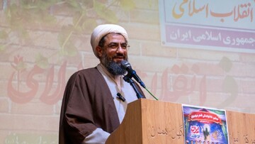 حضور در راهپیمایی ۲۲بهمن، تضمین‌کننده امنیت و عزت کشور است