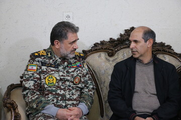 دیدار فرمانده قرارگاه مشترک پدافند هوایی خاتم الانبیا(ص) با جانبازان جنگ تحمیلی ۱۲ روزه