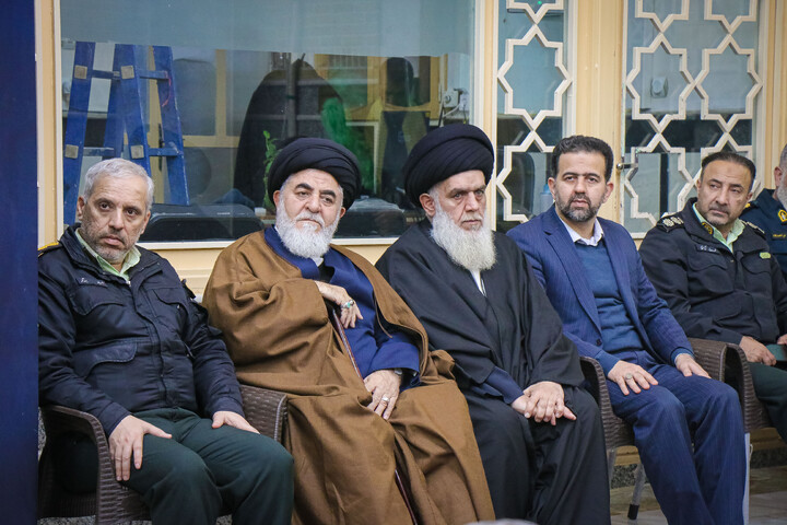 تصاویر/ آئین غبارروبی حرم حضرت موسی مبرقع ویژه خانواده شهدای اغتشاشات اخیر