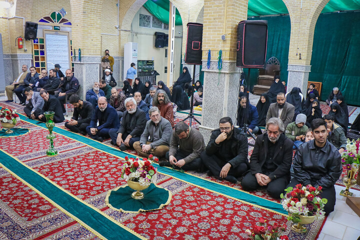 تصاویر/ آئین غبارروبی حرم حضرت موسی مبرقع ویژه خانواده شهدای اغتشاشات اخیر