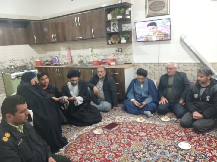 تصاویر/ حضور نماینده ولی‌فقیه درکاشان درنوش آباد در ایام الله دهه فجر؛