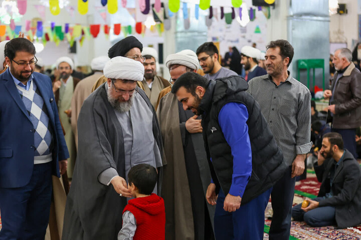 تصاویر | جشن انقلاب خانواده های طلاب و روحانیون تبریز در امام زاده سیدمحمد کججانی