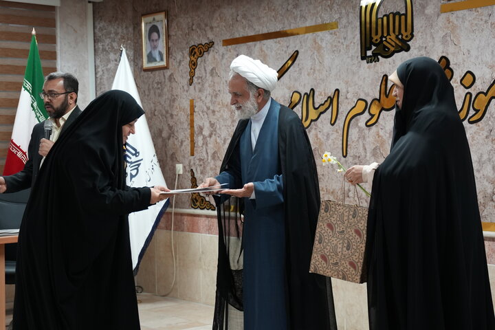 اولین جشنواره قرآنی ظهور فجر به همت مجتمع آموزش علوم انسانی کوثر تهران