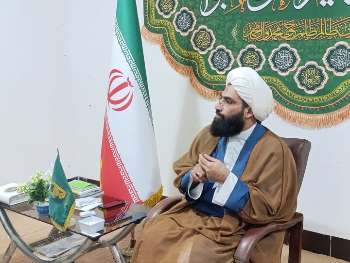 نشست جمعی از فعالان فرهنگی و اجتماعی با امام جمعه دهلران