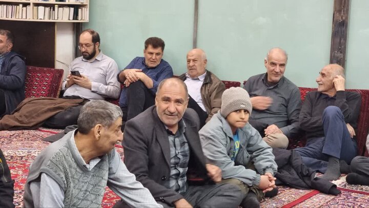 تصاویر/ مراسم گرامیداشت دهه مبارک فجر در مسجد جامع دماوند